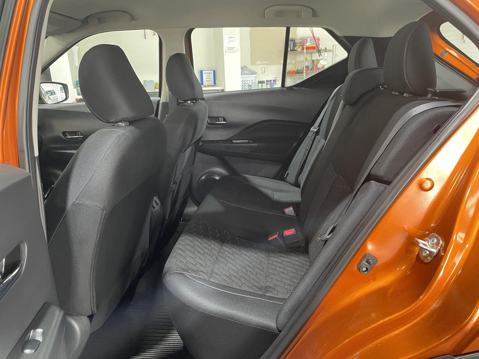 Vehicle photo 22