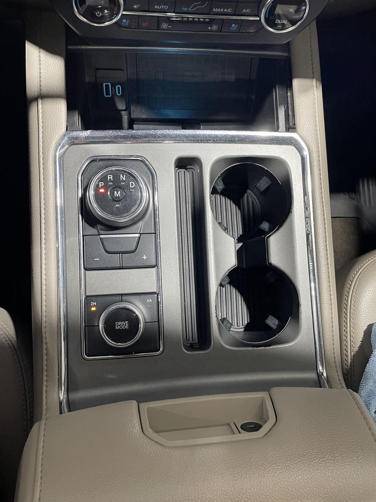 Vehicle photo 36
