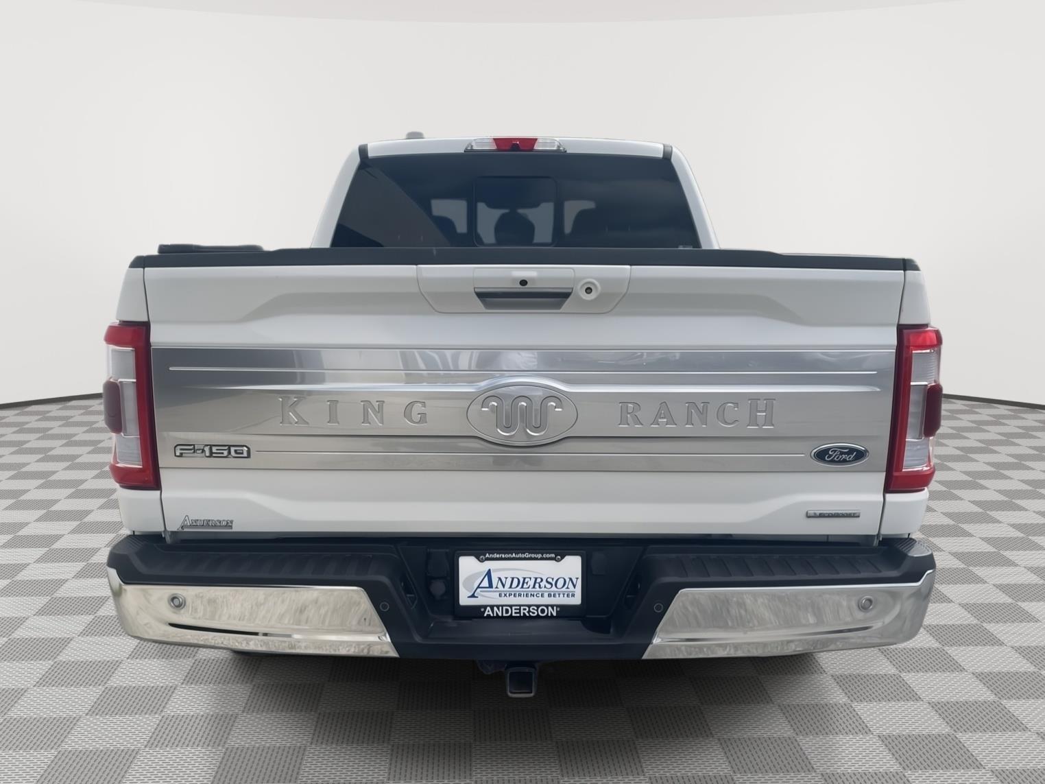 Vehicle photo 5