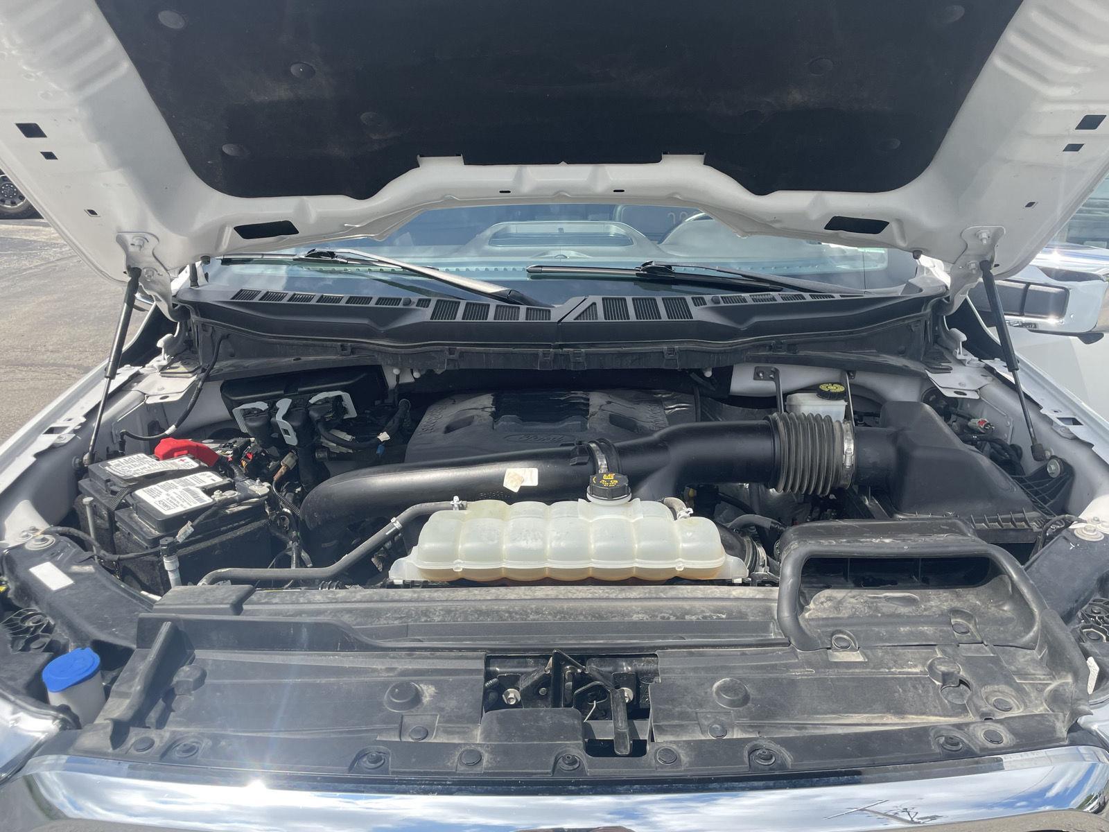 Vehicle photo 38