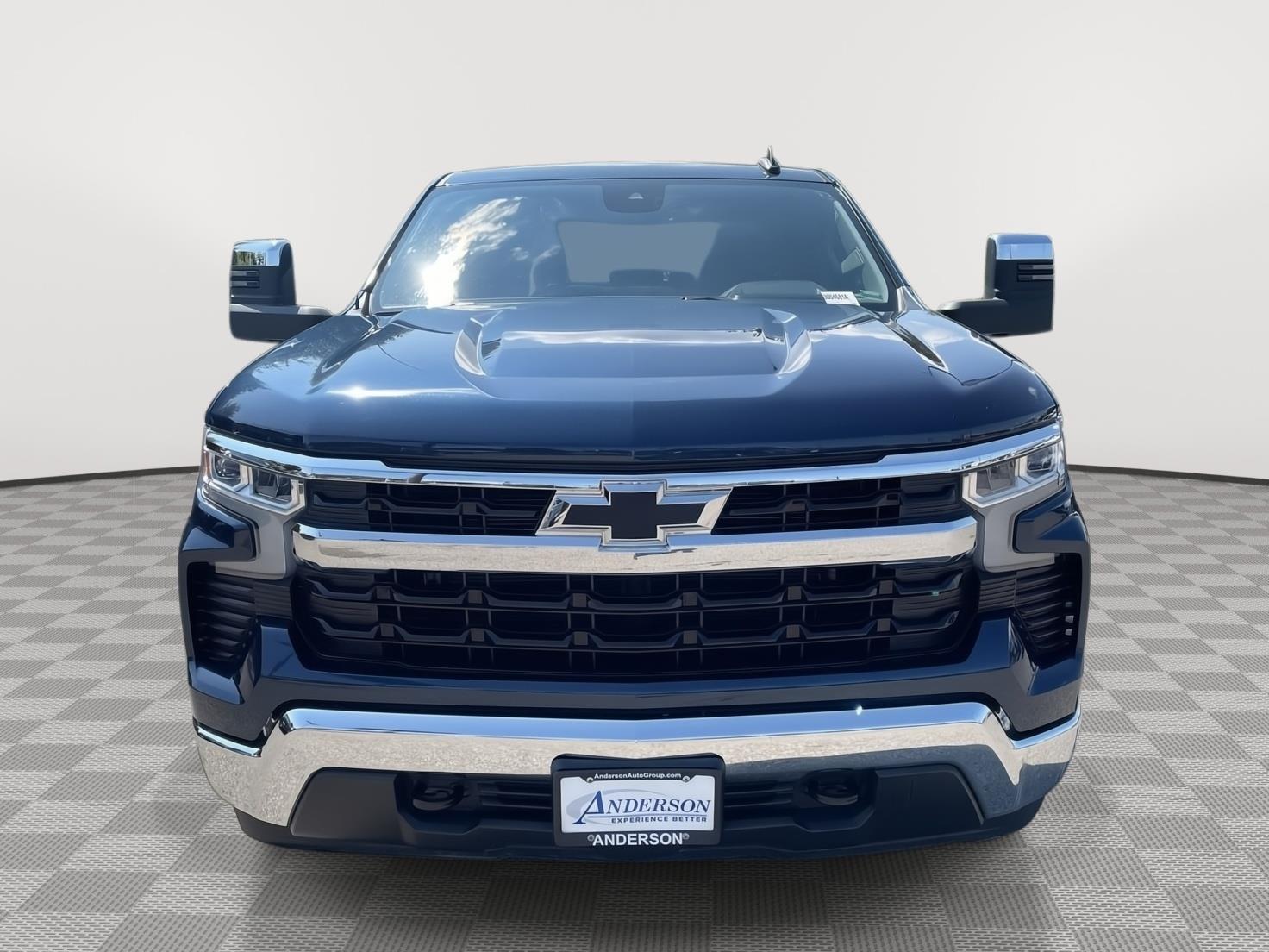 Vehicle photo 4