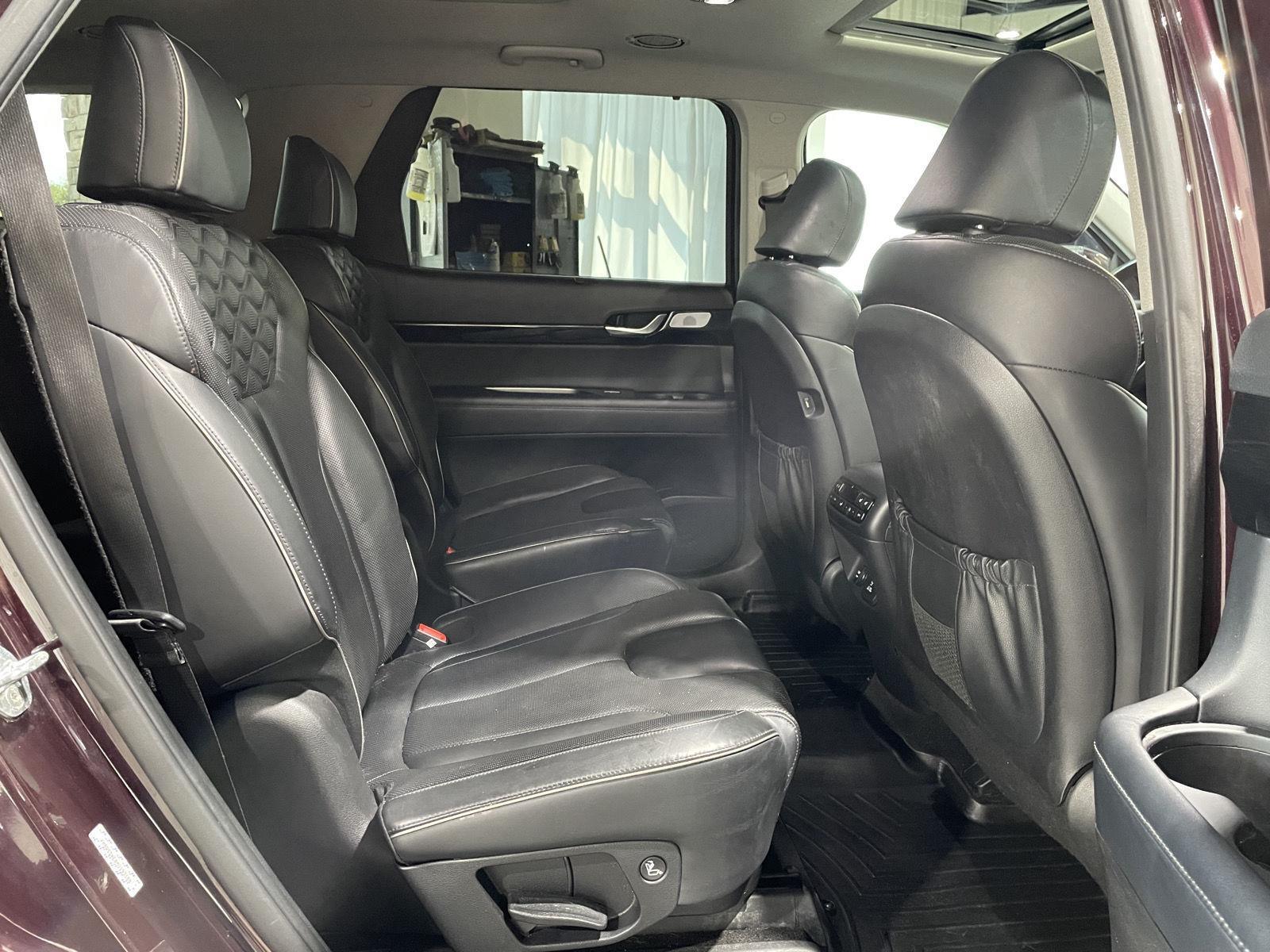 Vehicle photo 27