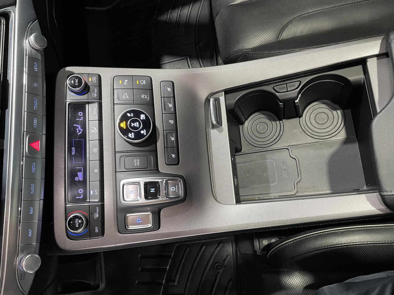 Vehicle photo 37