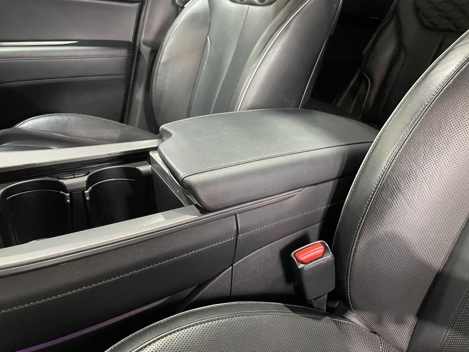 Vehicle photo 39