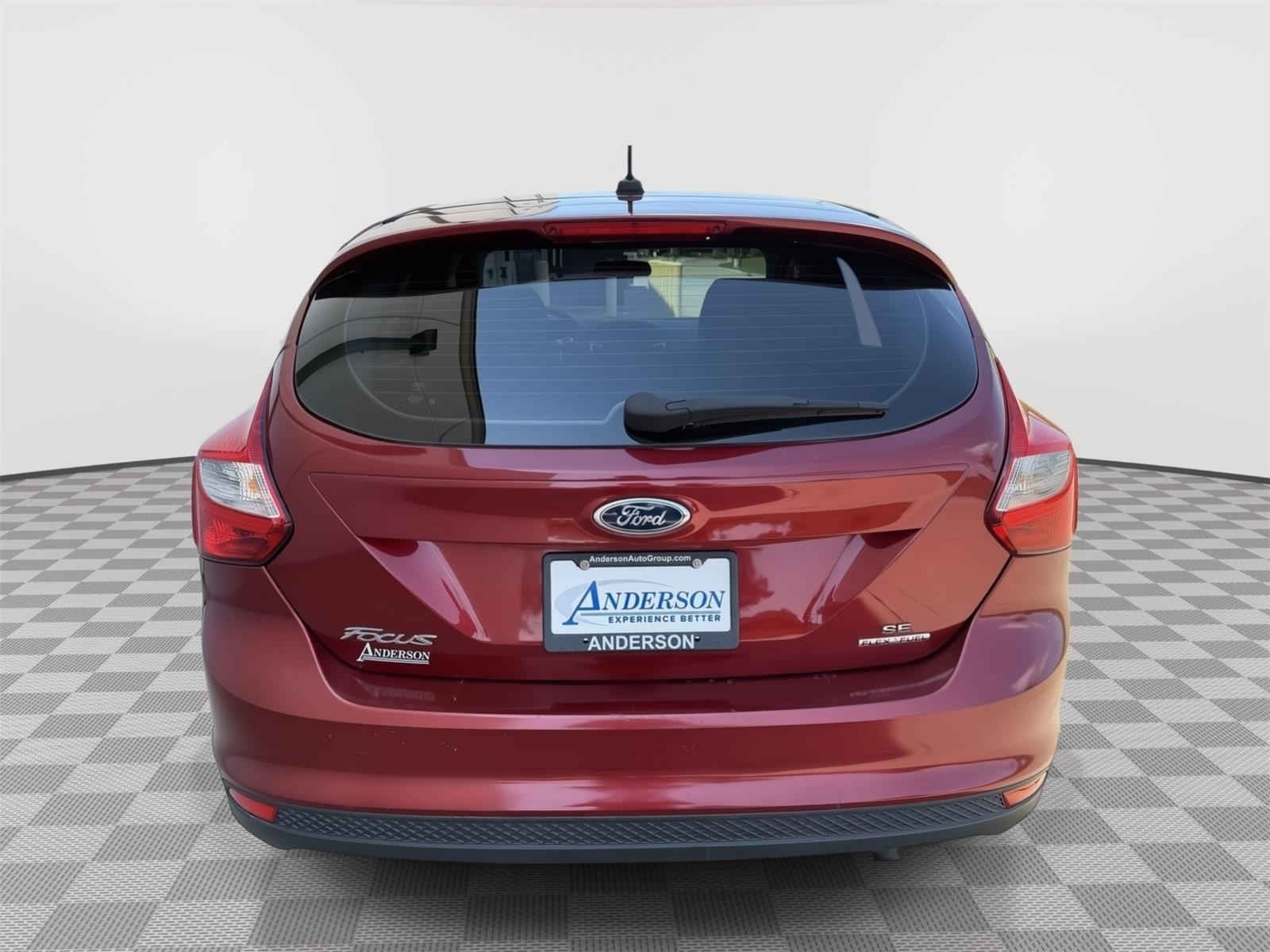 Vehicle photo 6