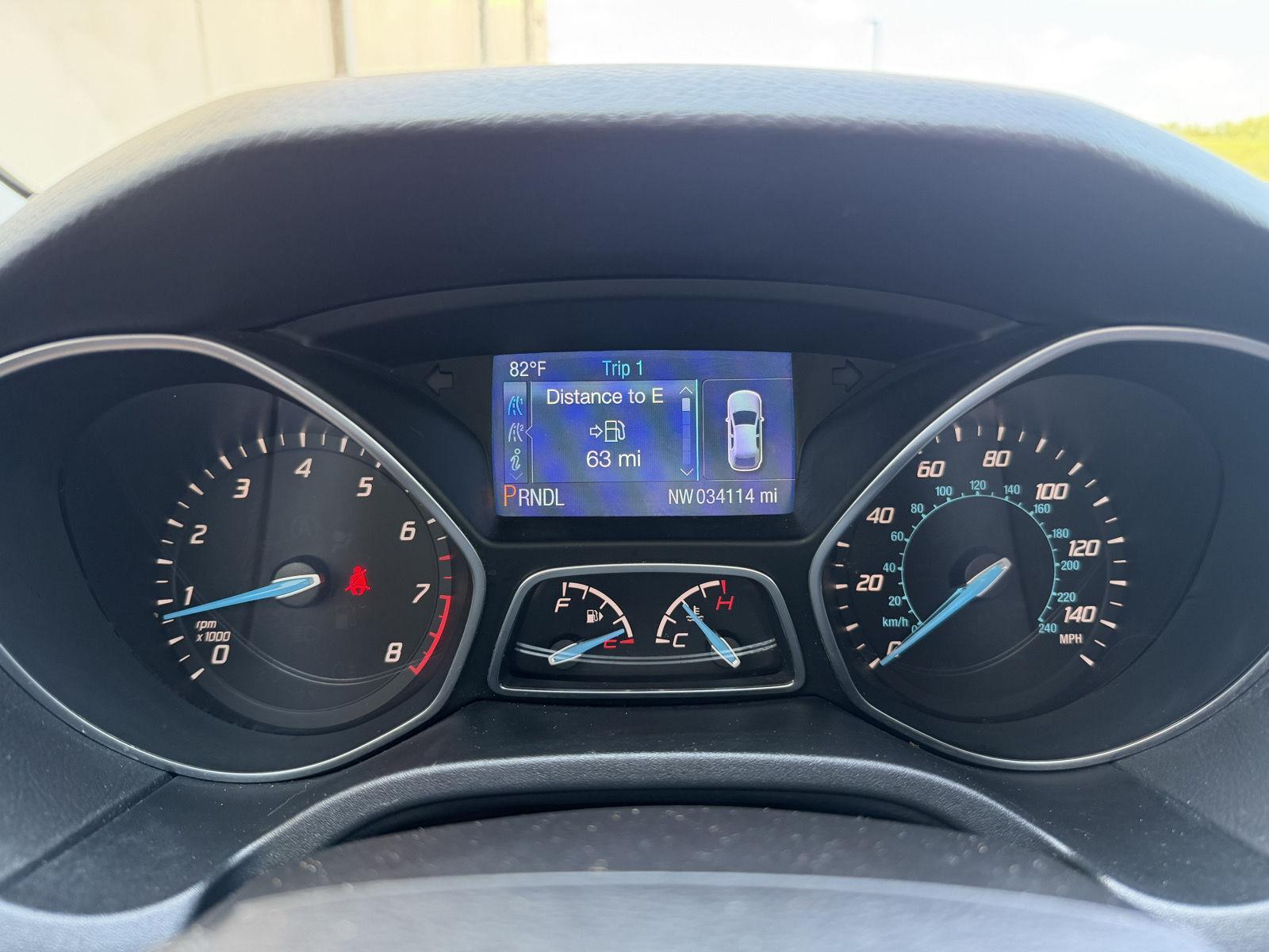 Vehicle photo 20