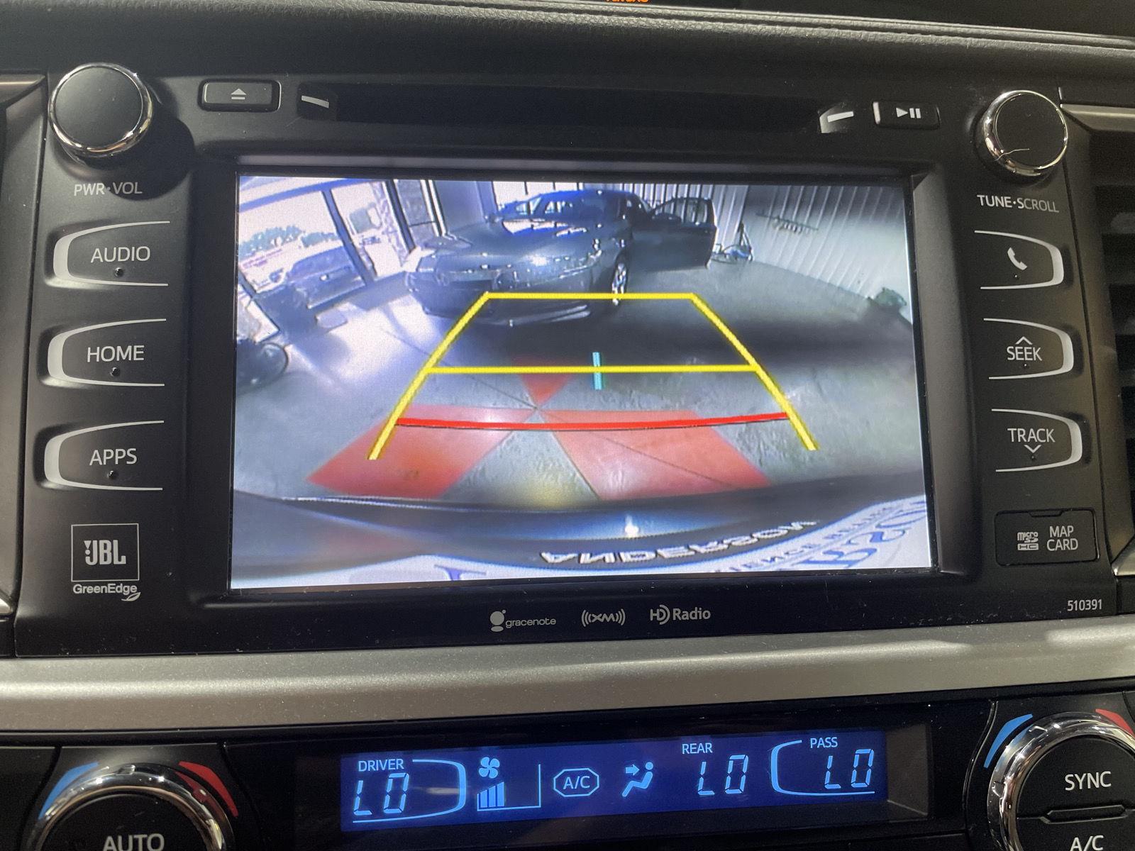 Vehicle photo 36