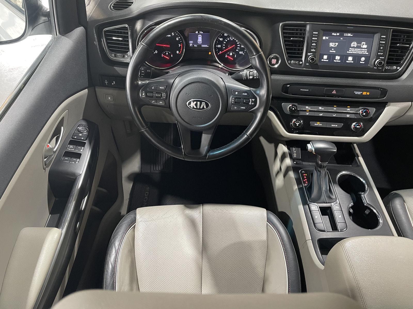 Vehicle photo 21