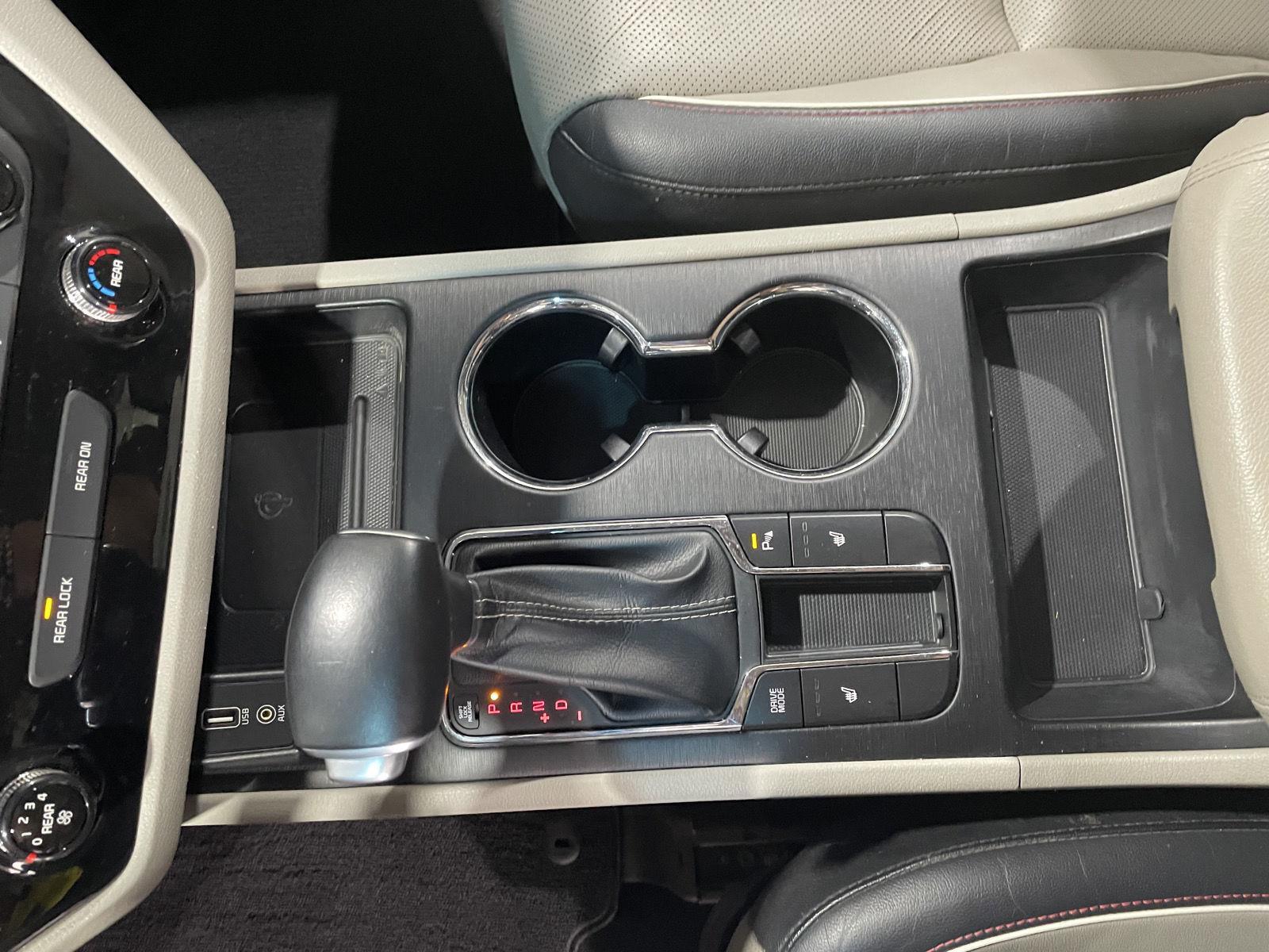Vehicle photo 34