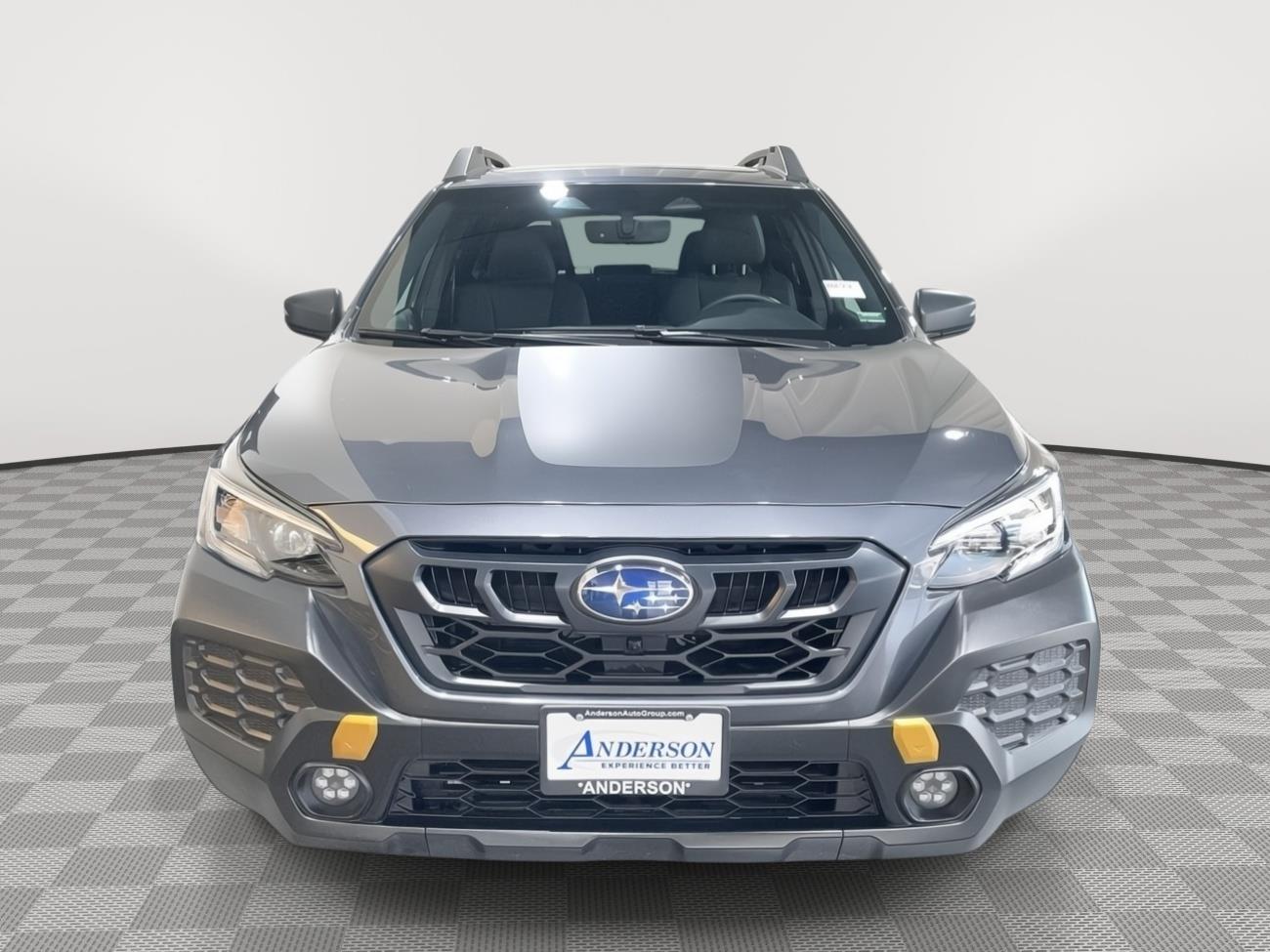 Vehicle photo 4