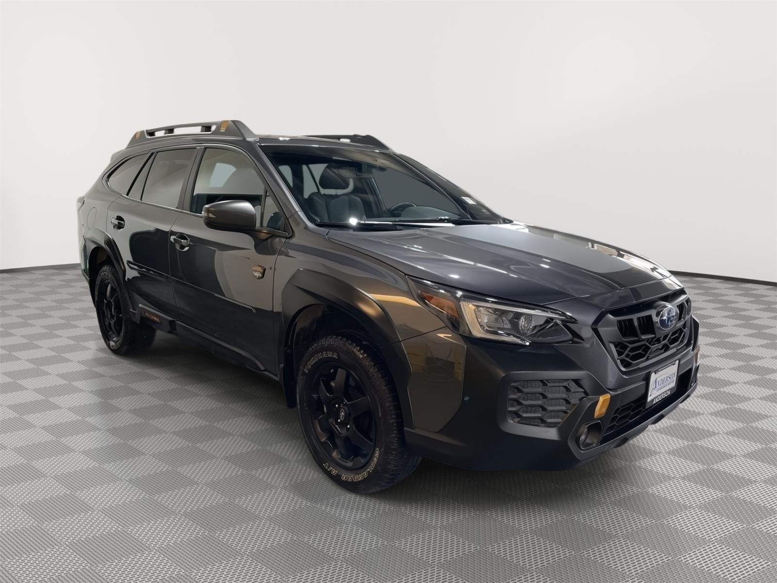 Vehicle photo 5