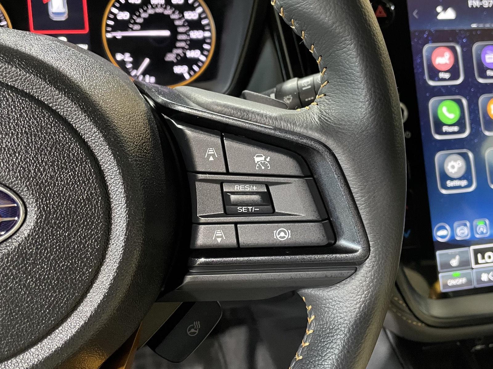 Vehicle photo 14