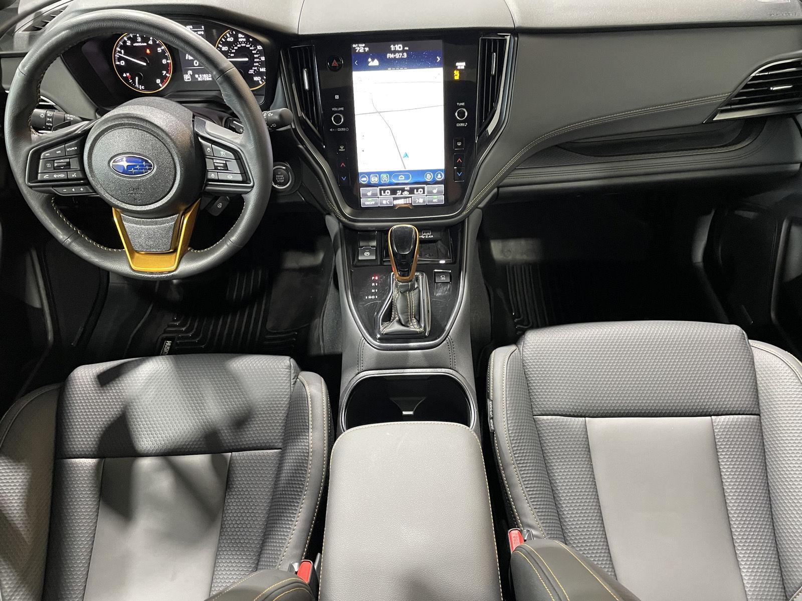 Vehicle photo 16