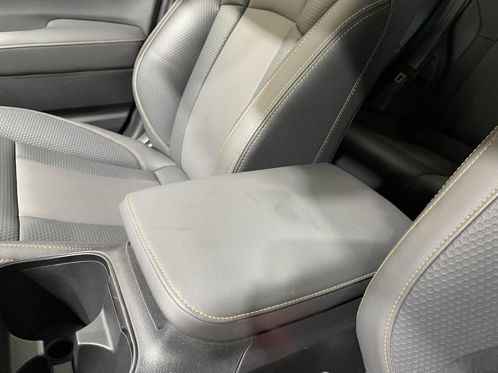 Vehicle photo 35