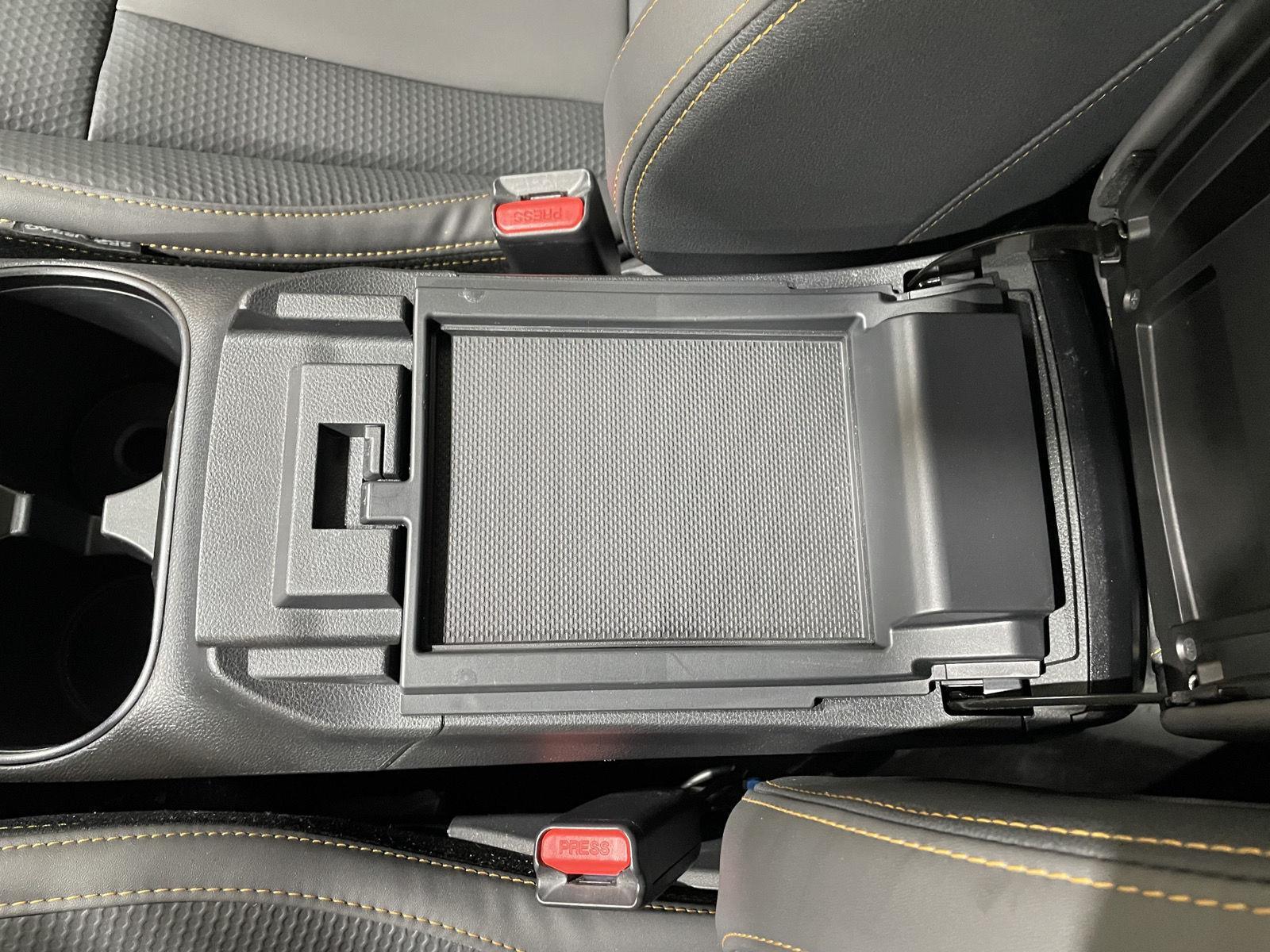 Vehicle photo 36