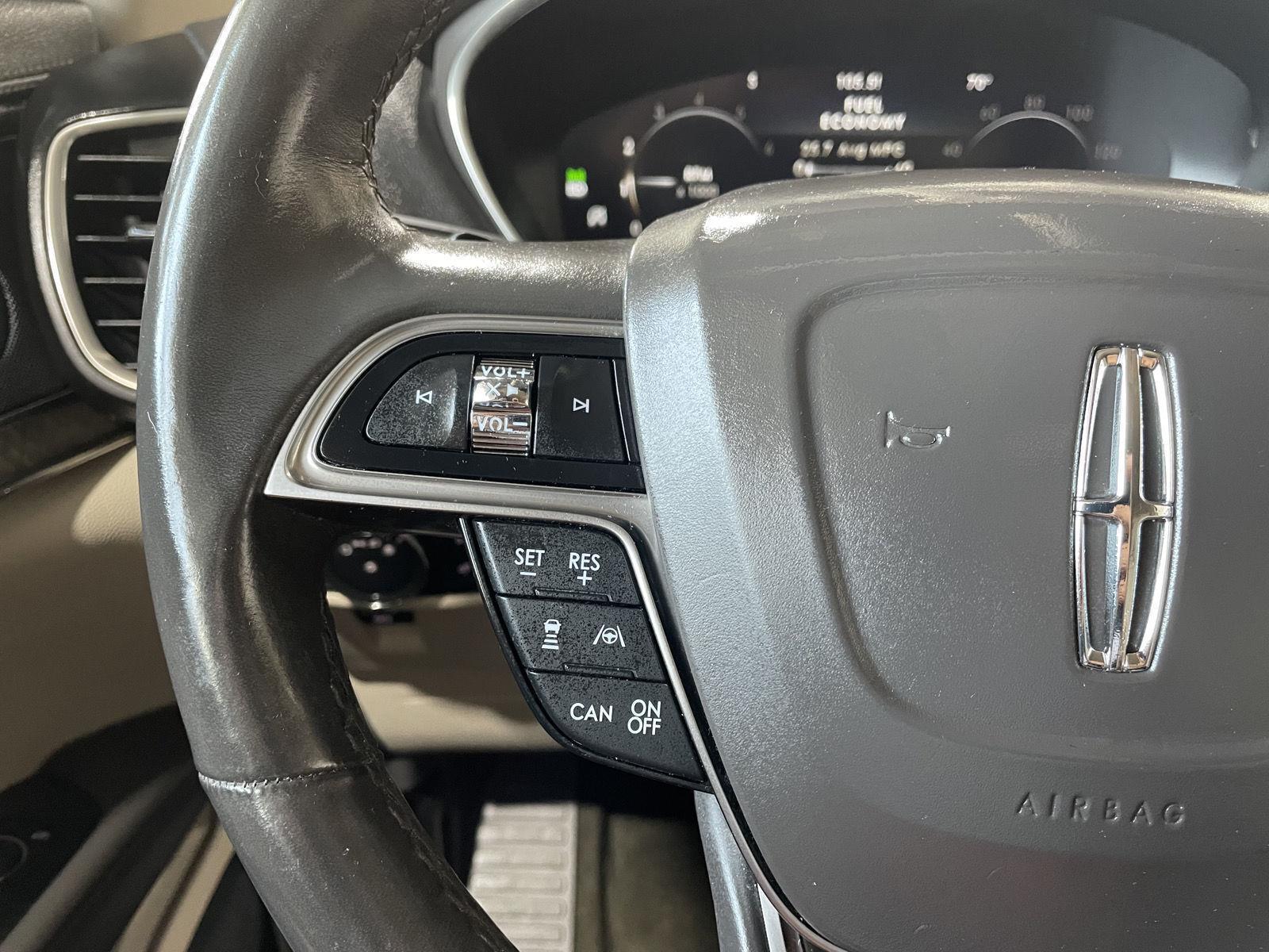 Vehicle photo 36
