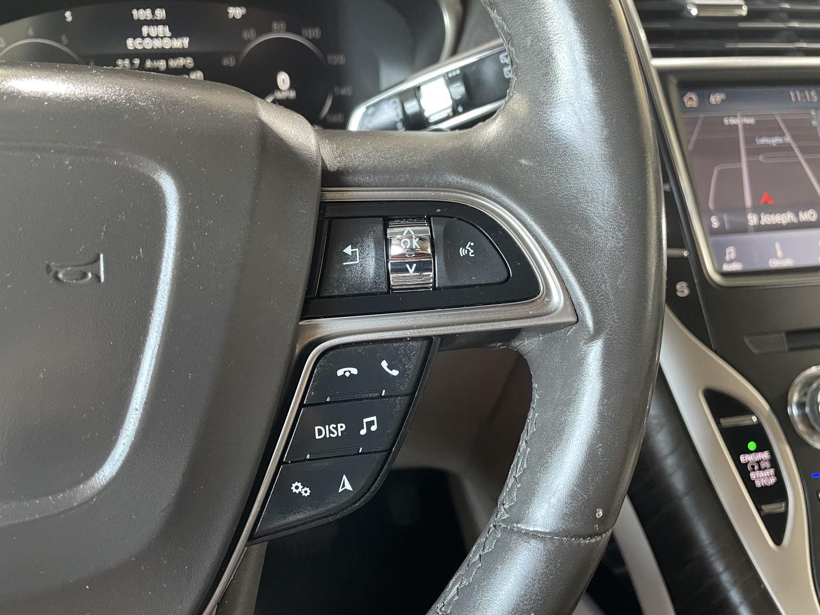 Vehicle photo 37