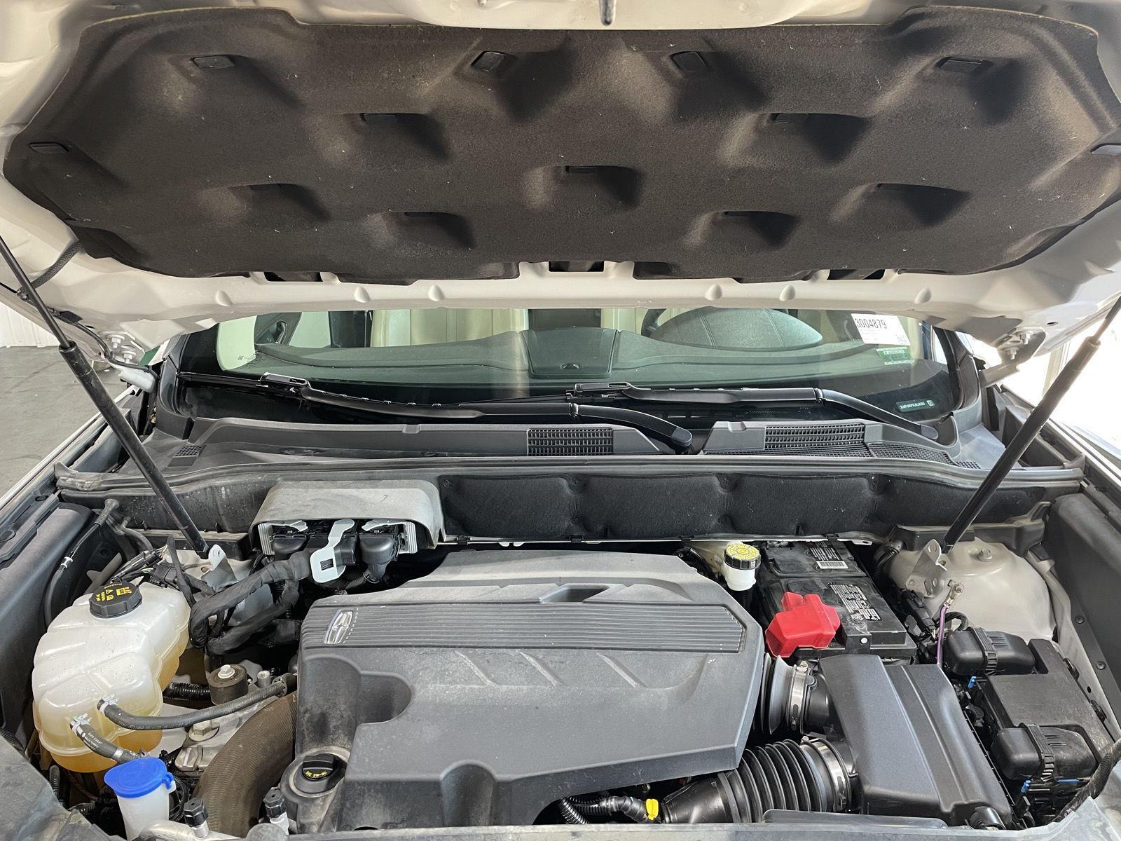 Vehicle photo 40