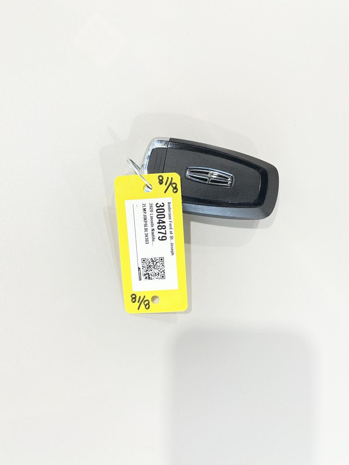 Vehicle photo 43