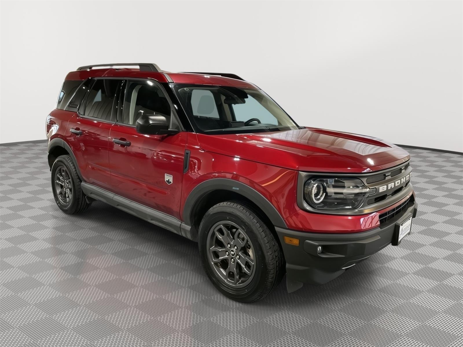 Vehicle photo 4