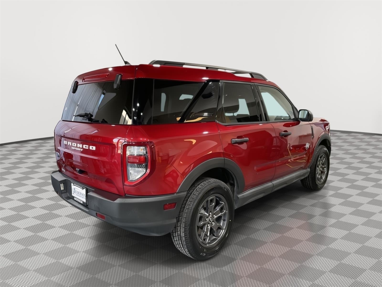 Vehicle photo 6