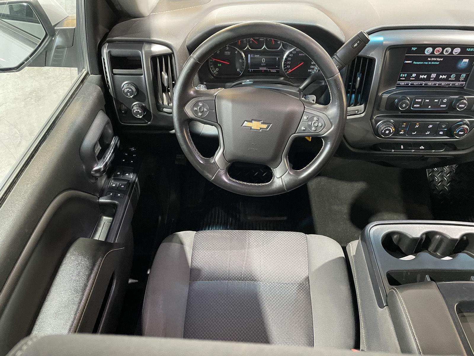 Vehicle photo 22