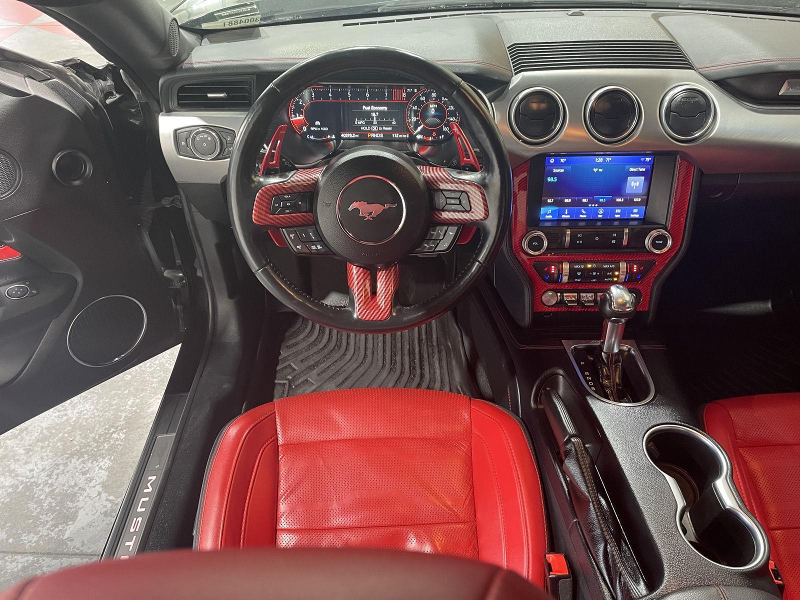 Vehicle photo 21