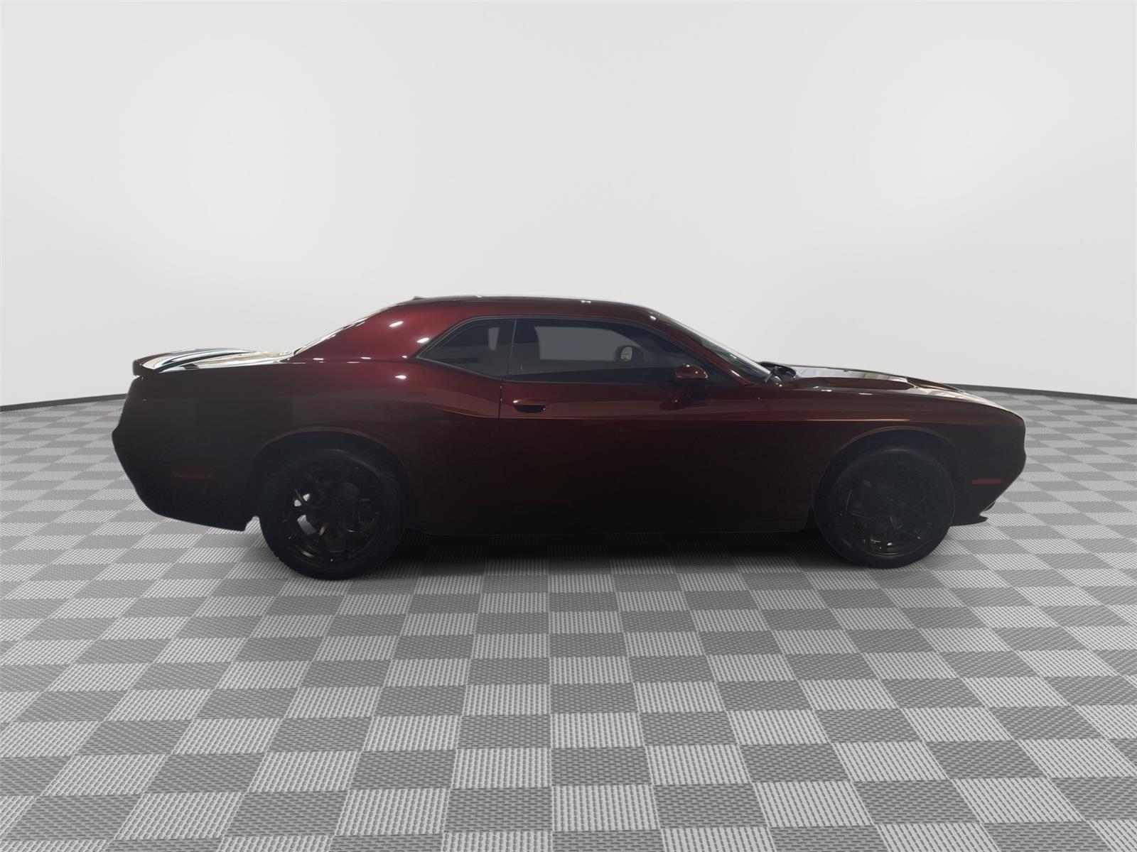 Vehicle photo 6