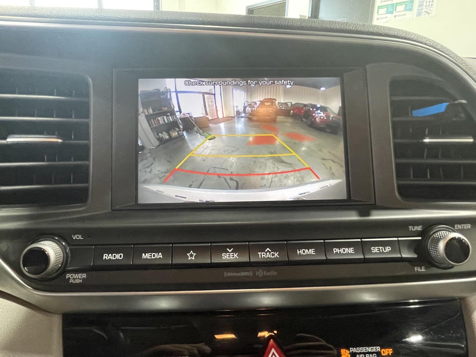 Vehicle photo 31