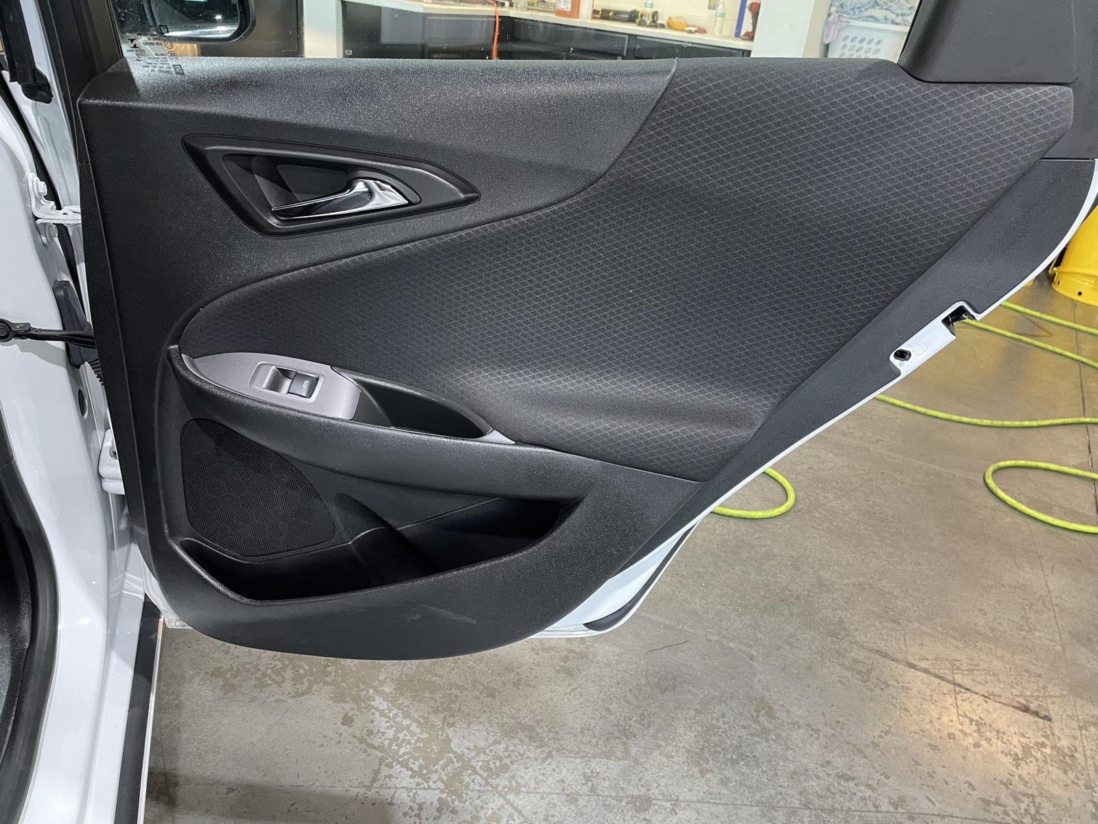 Vehicle photo 22