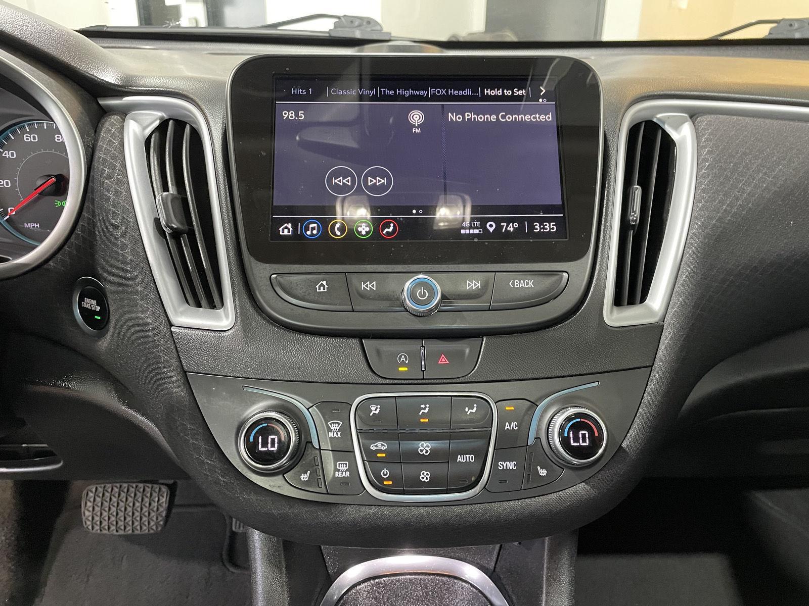 Vehicle photo 27