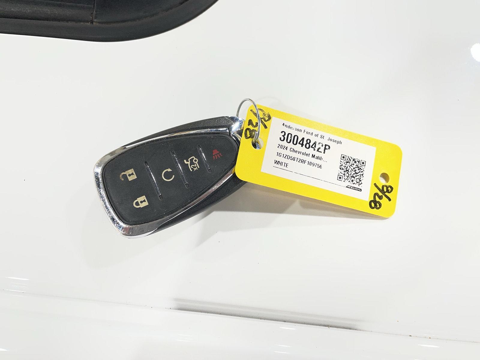 Vehicle photo 36