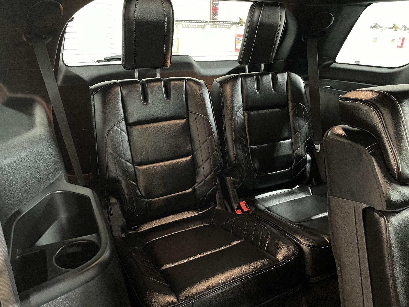 Vehicle photo 20