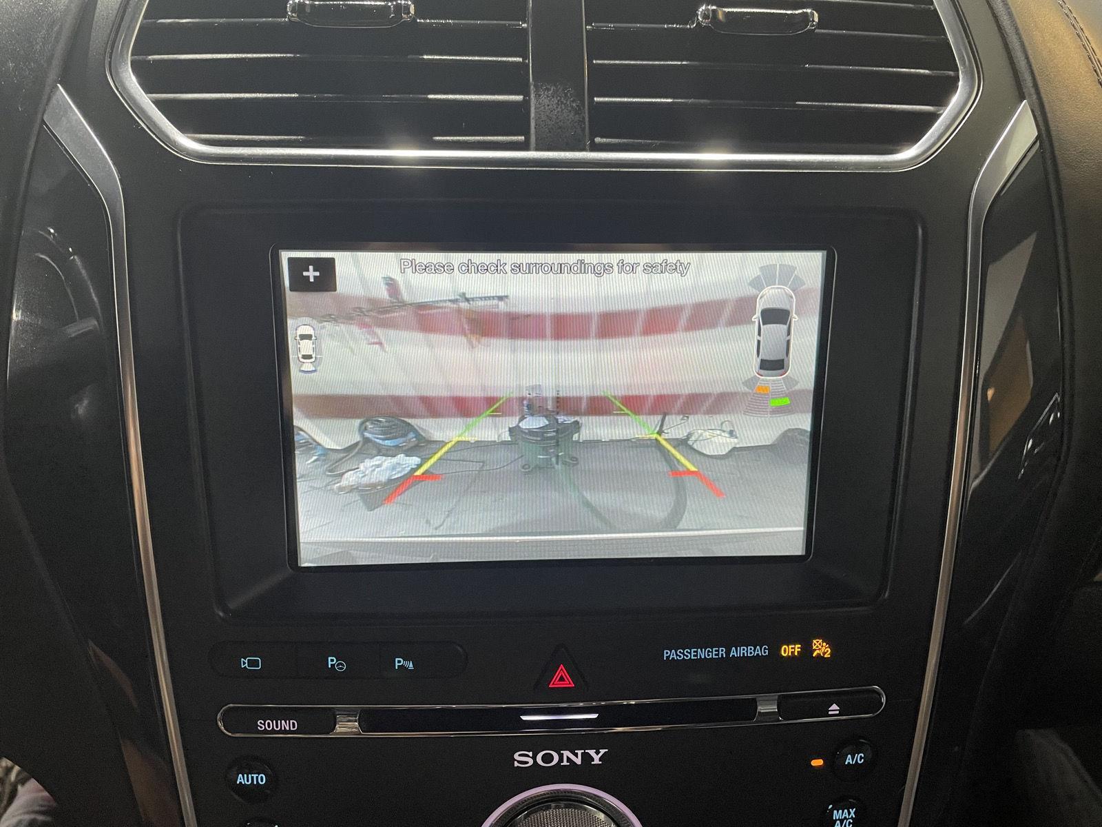 Vehicle photo 33