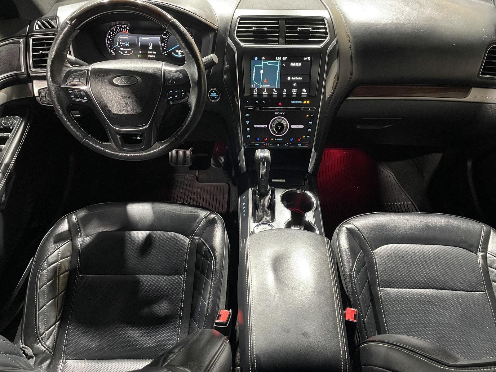 Vehicle photo 36