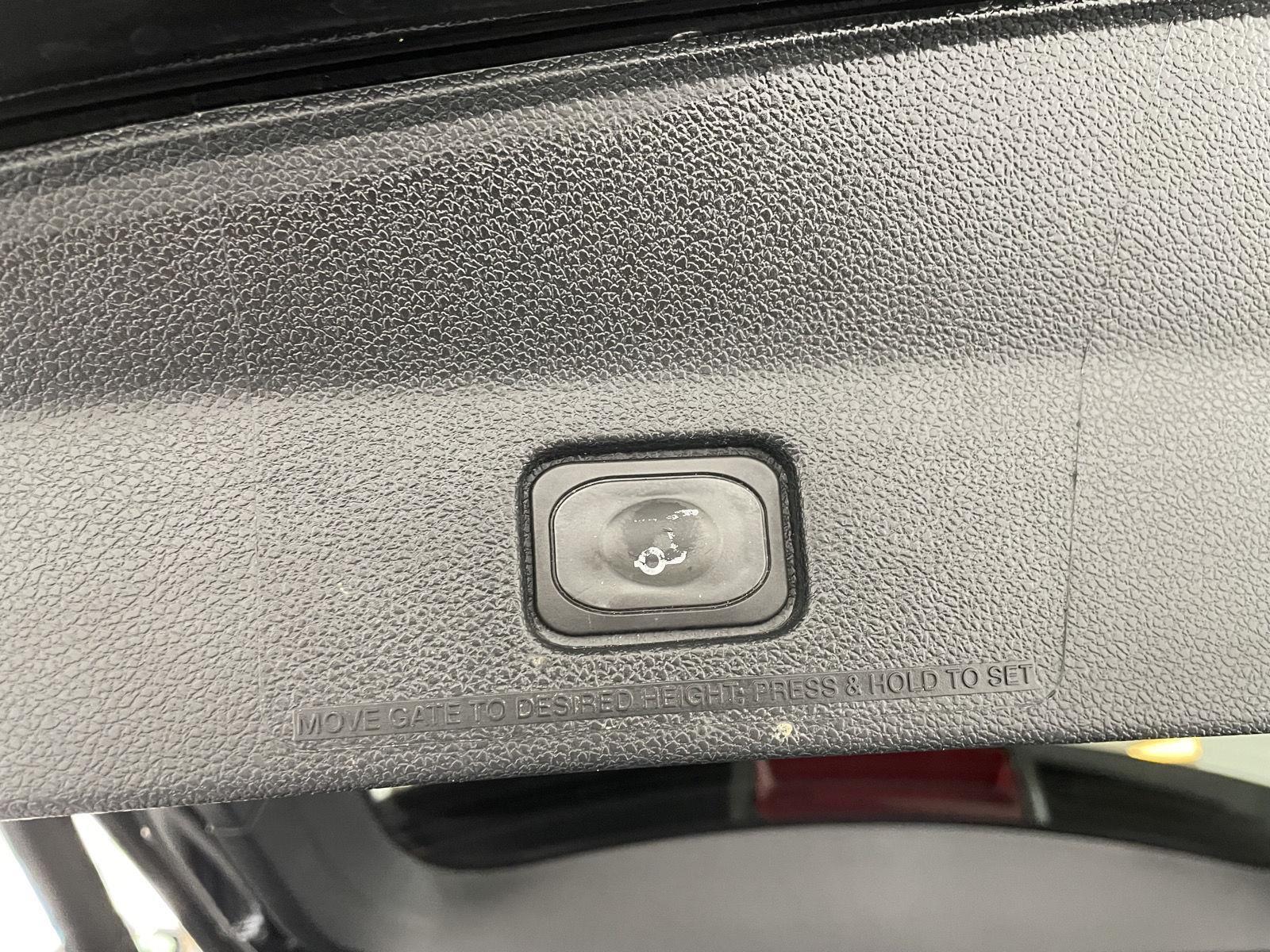 Vehicle photo 39