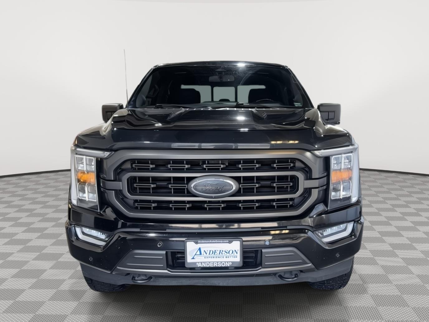 Vehicle photo 4