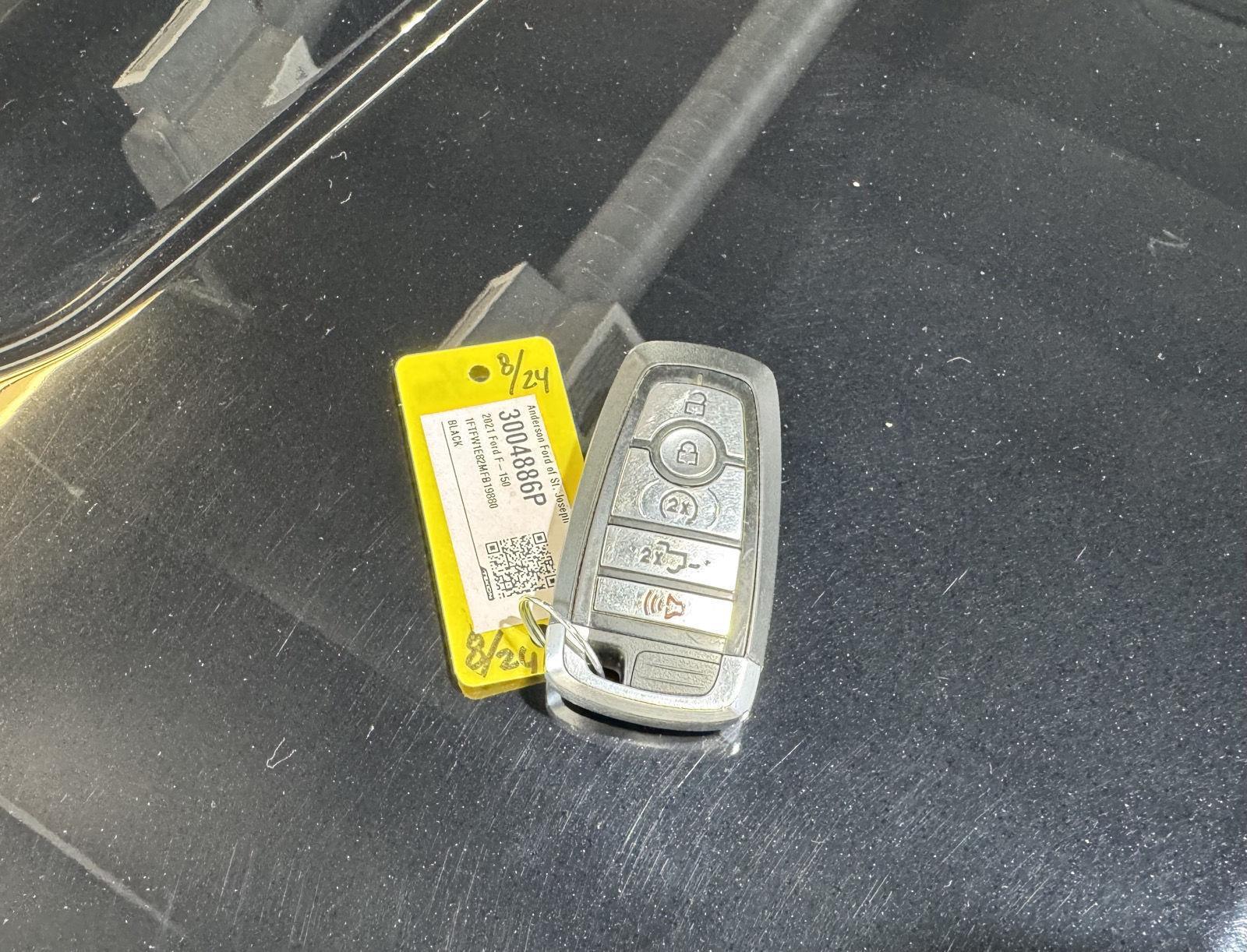 Vehicle photo 48