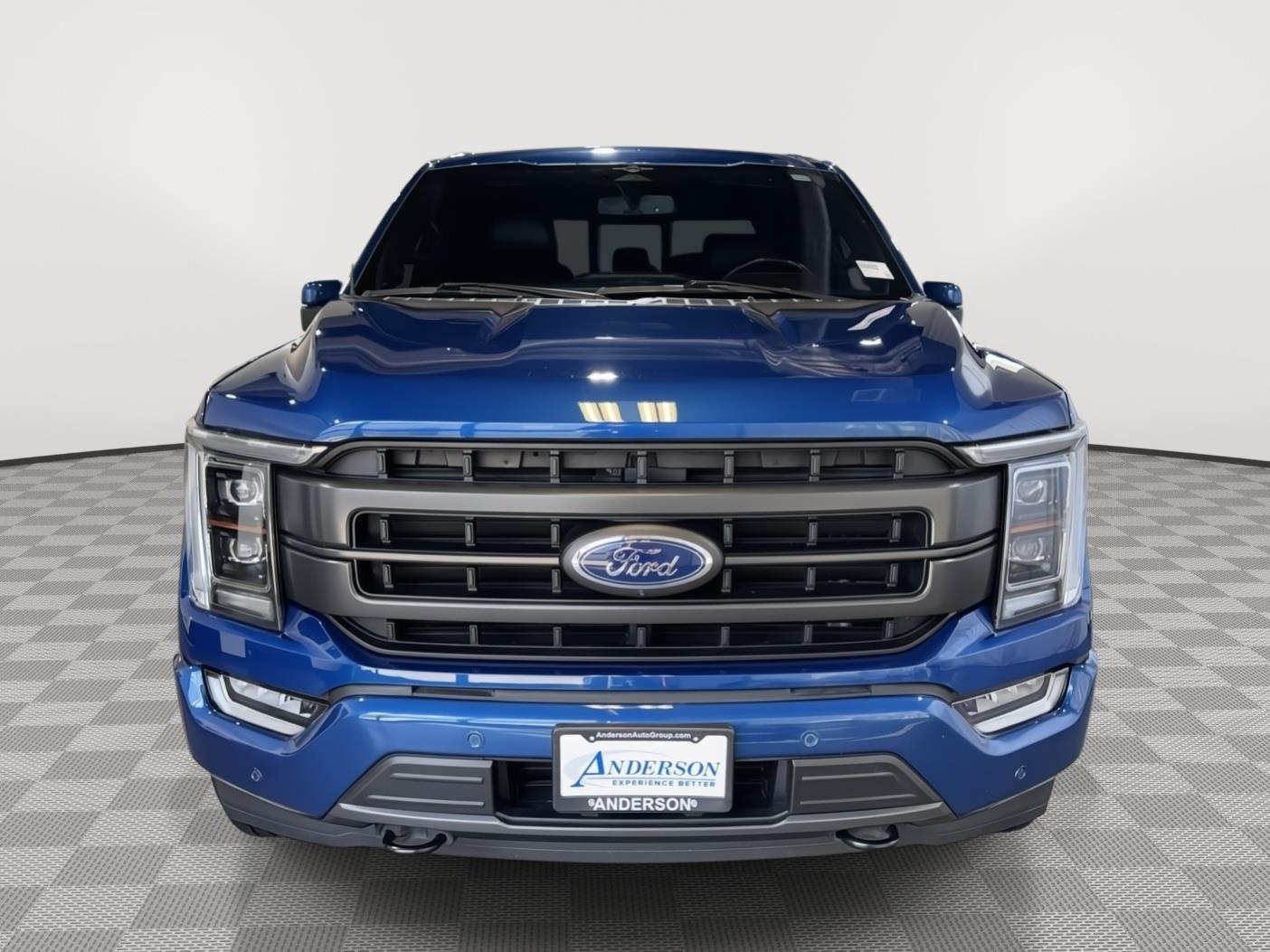 Vehicle photo 5