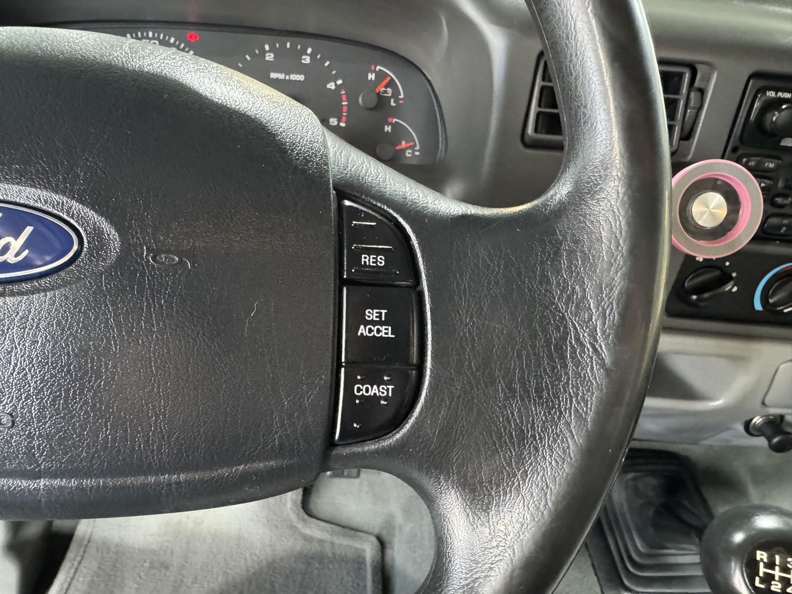 Vehicle photo 16