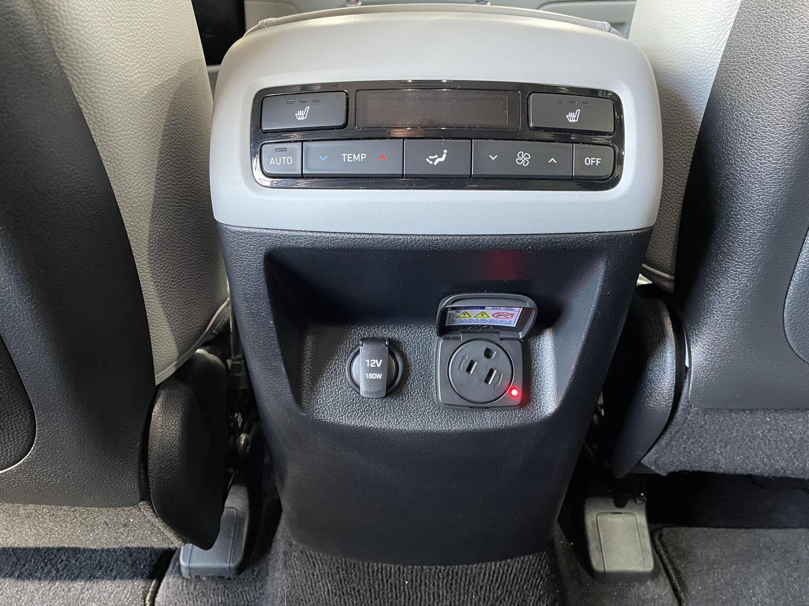 Vehicle photo 38