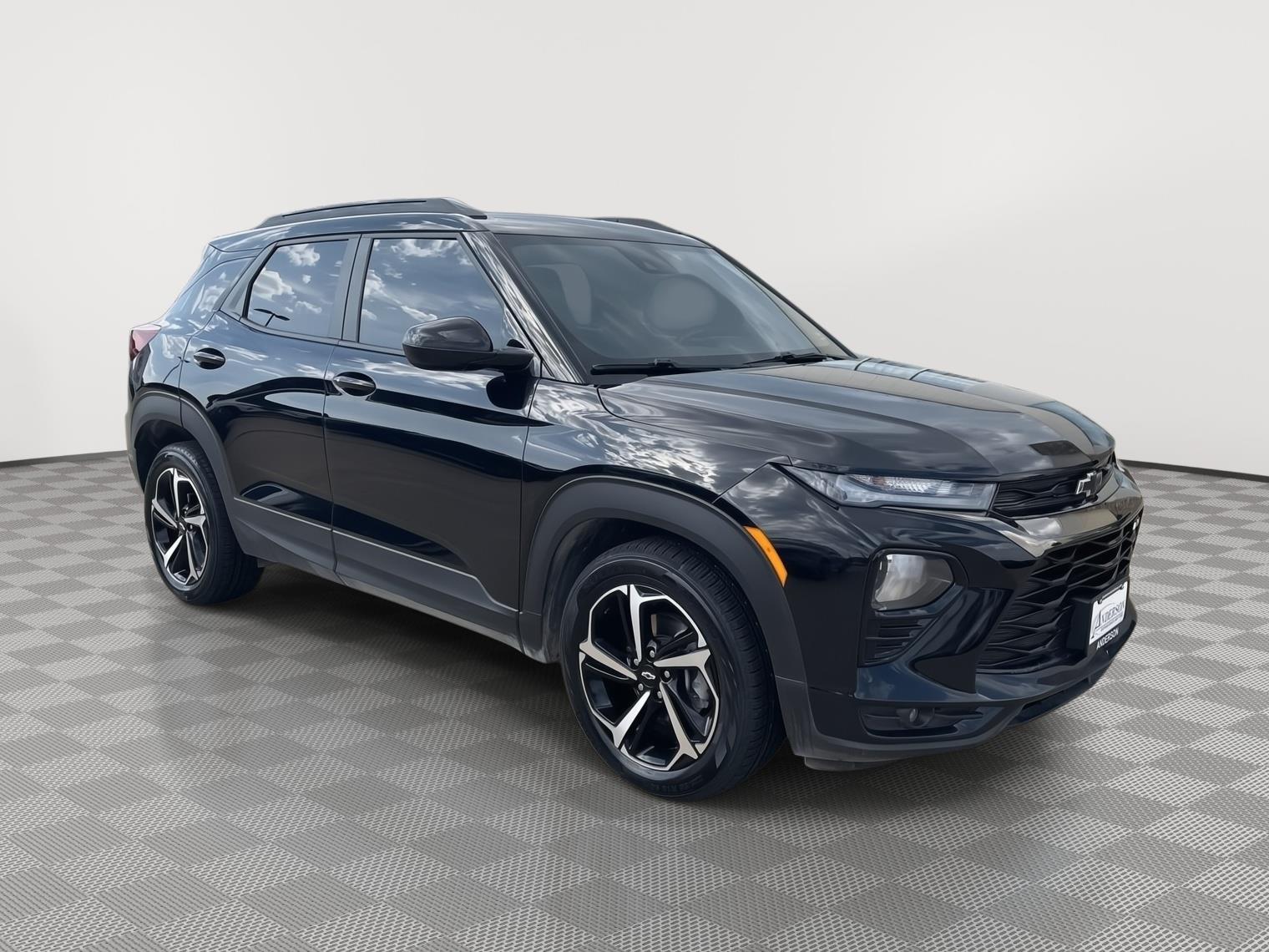Vehicle photo 8