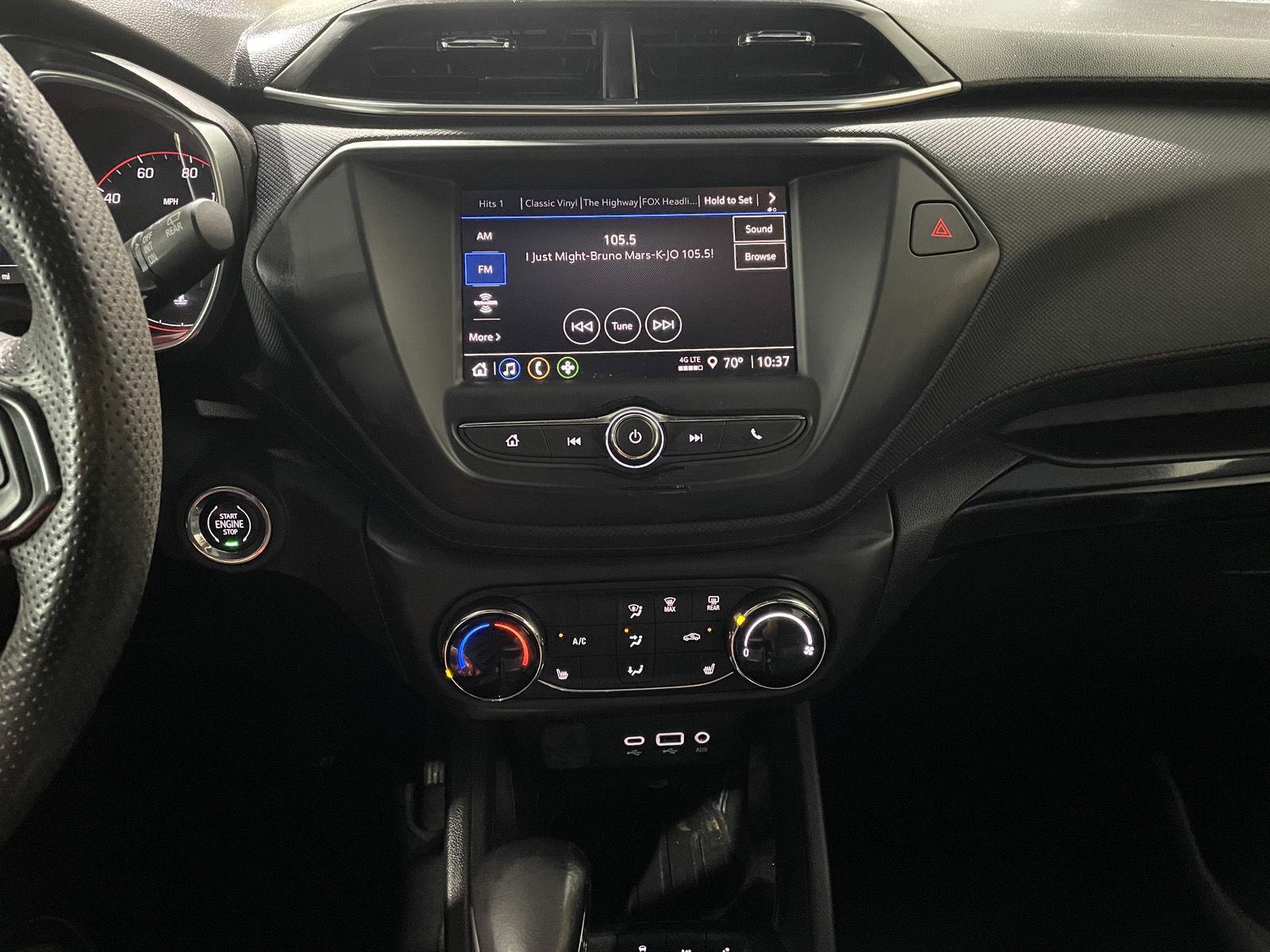 Vehicle photo 29