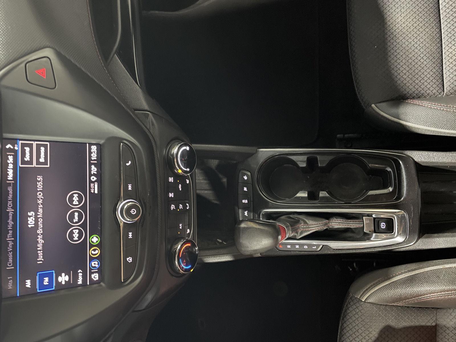 Vehicle photo 31