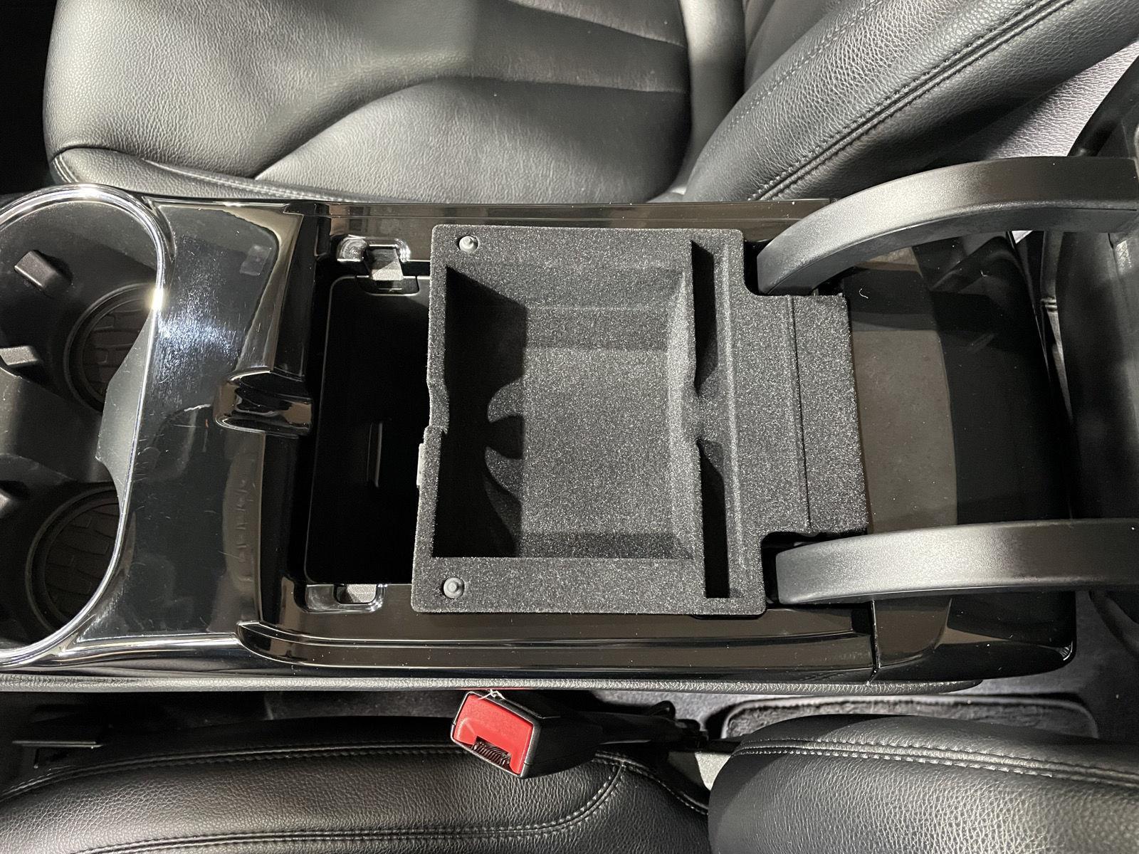 Vehicle photo 38