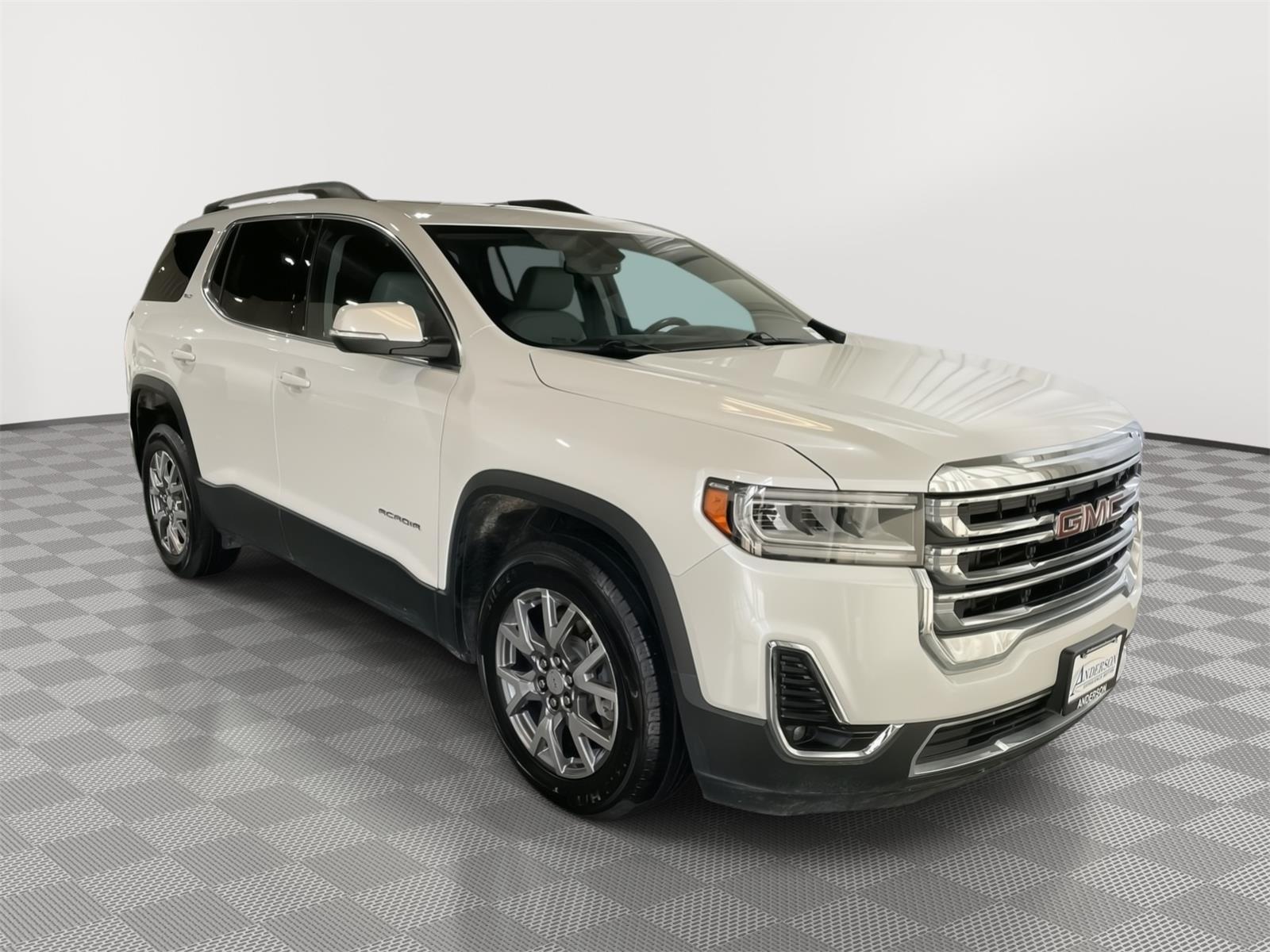 Vehicle photo 5
