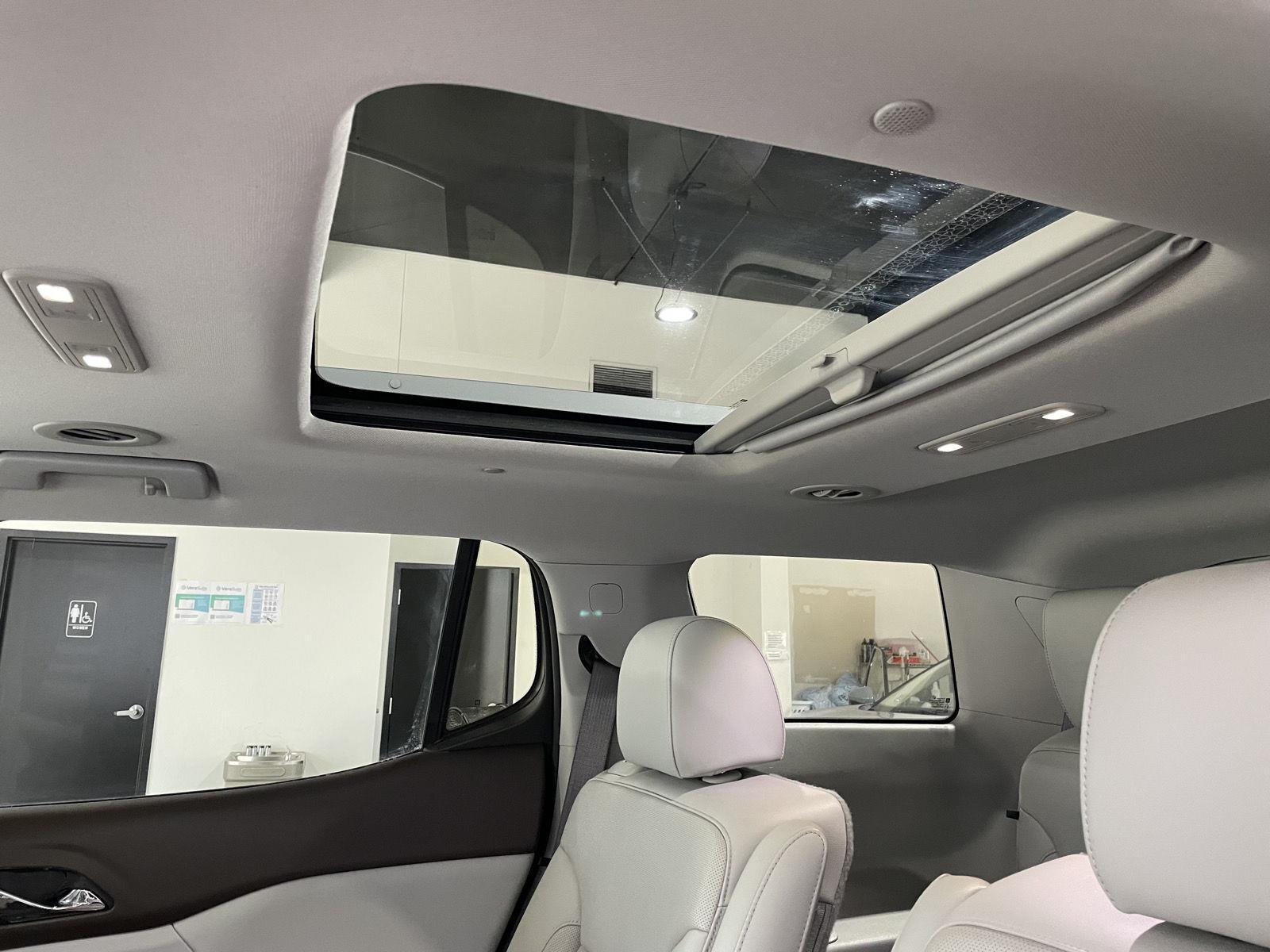Vehicle photo 31