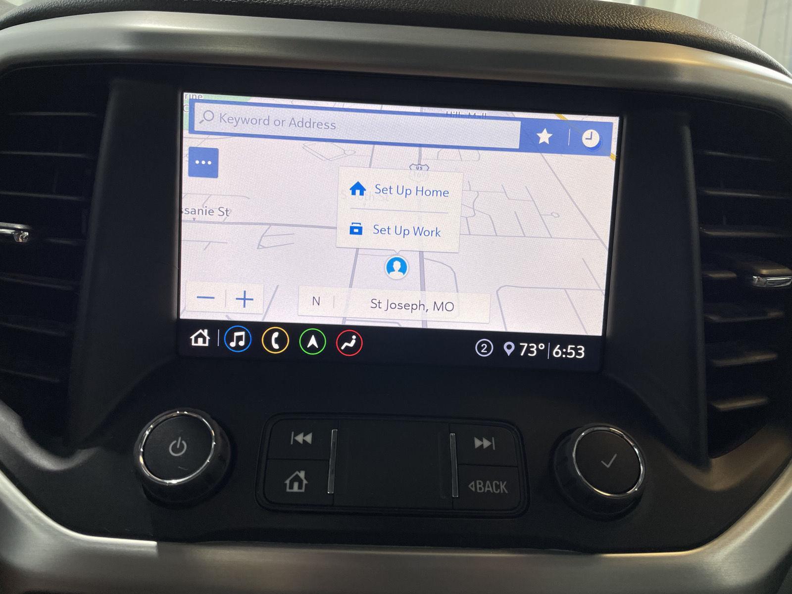 Vehicle photo 34