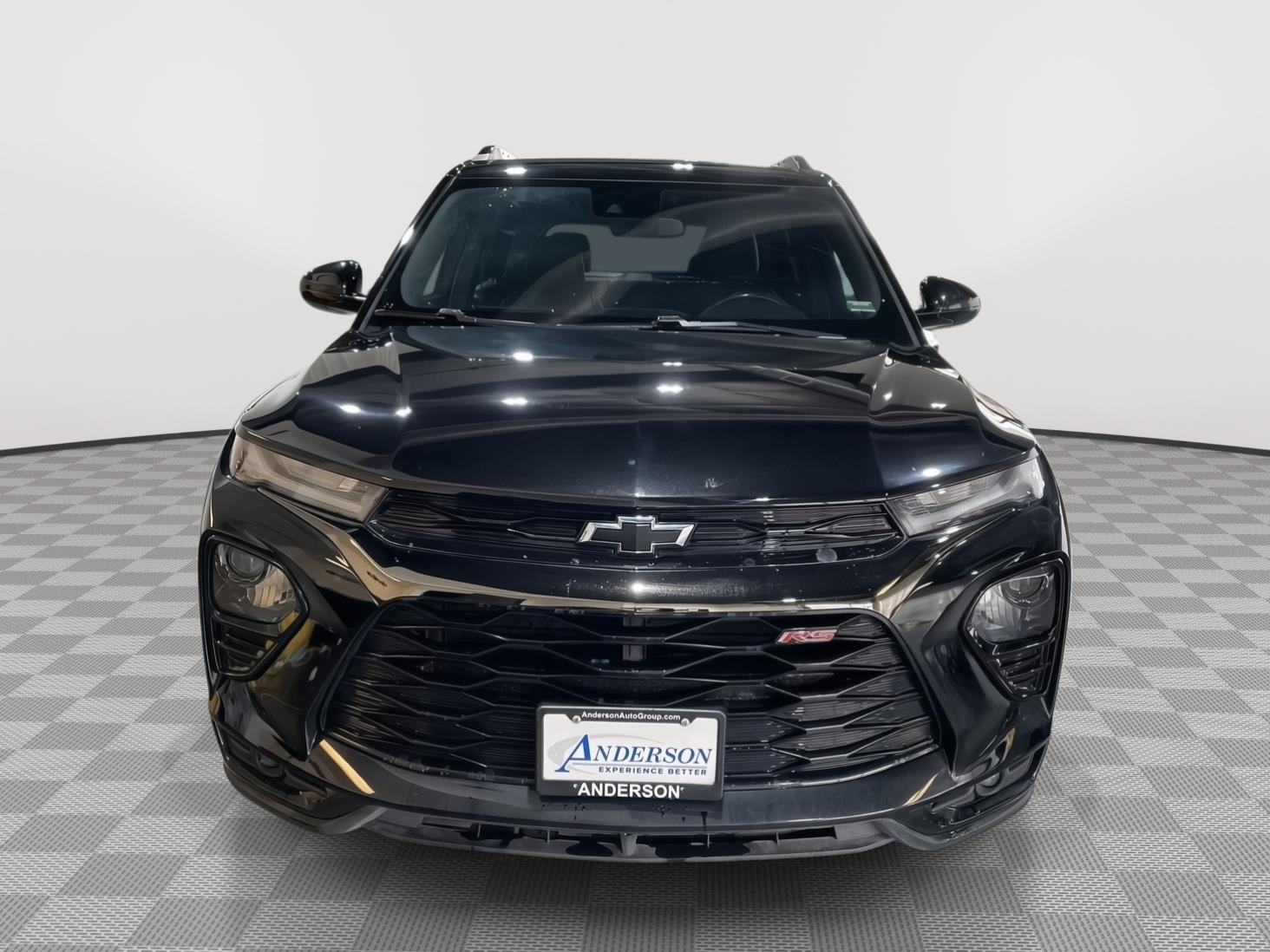 Vehicle photo 9