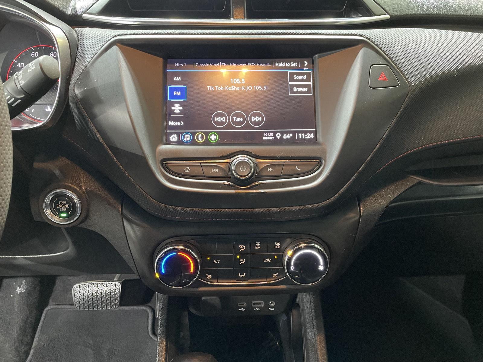 Vehicle photo 26